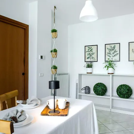 Casetta Collemare * San Costanzo